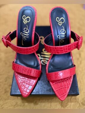Red Croc-Embossed Pointed Toe Mule Sandals with Double Straps